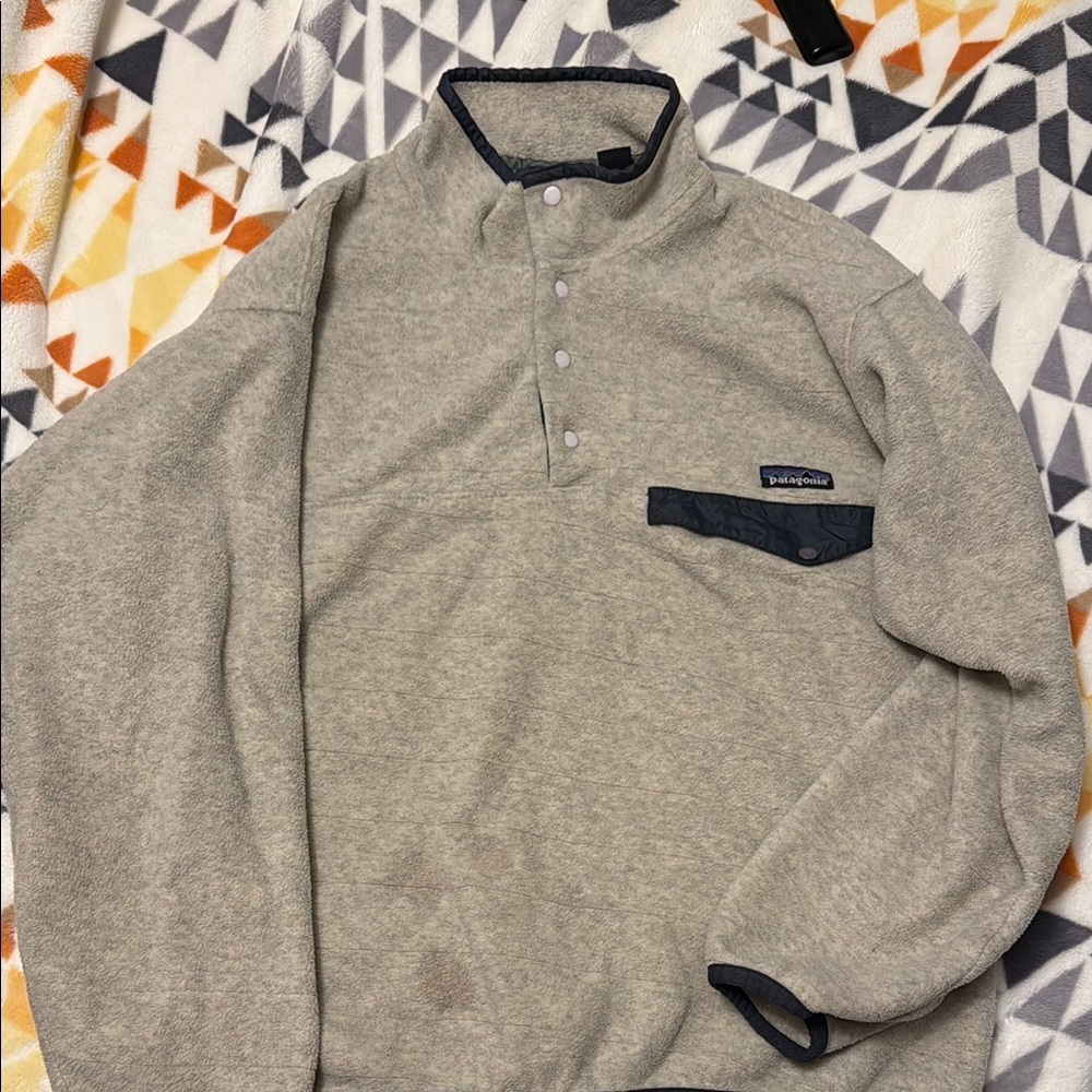 Vintage Patagonia Gray/Beige Fleece Pullover